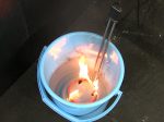 投げ込み式湯沸かし器の事故
